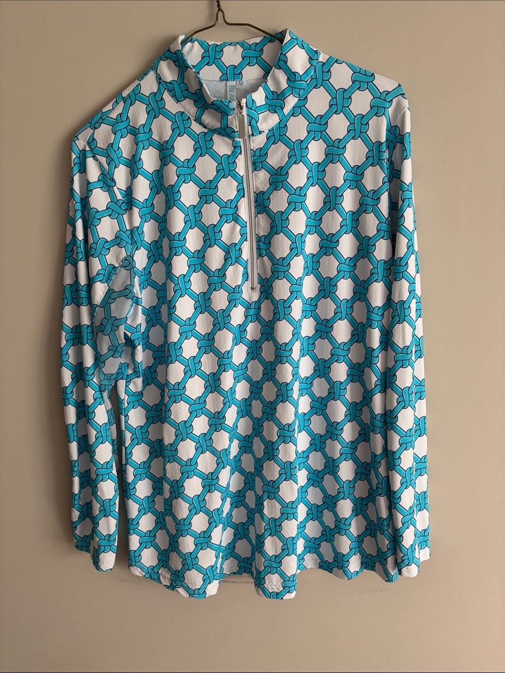 Beach time Women's White & Teal Patterned Long-Sleeve Quarter-Zip Top